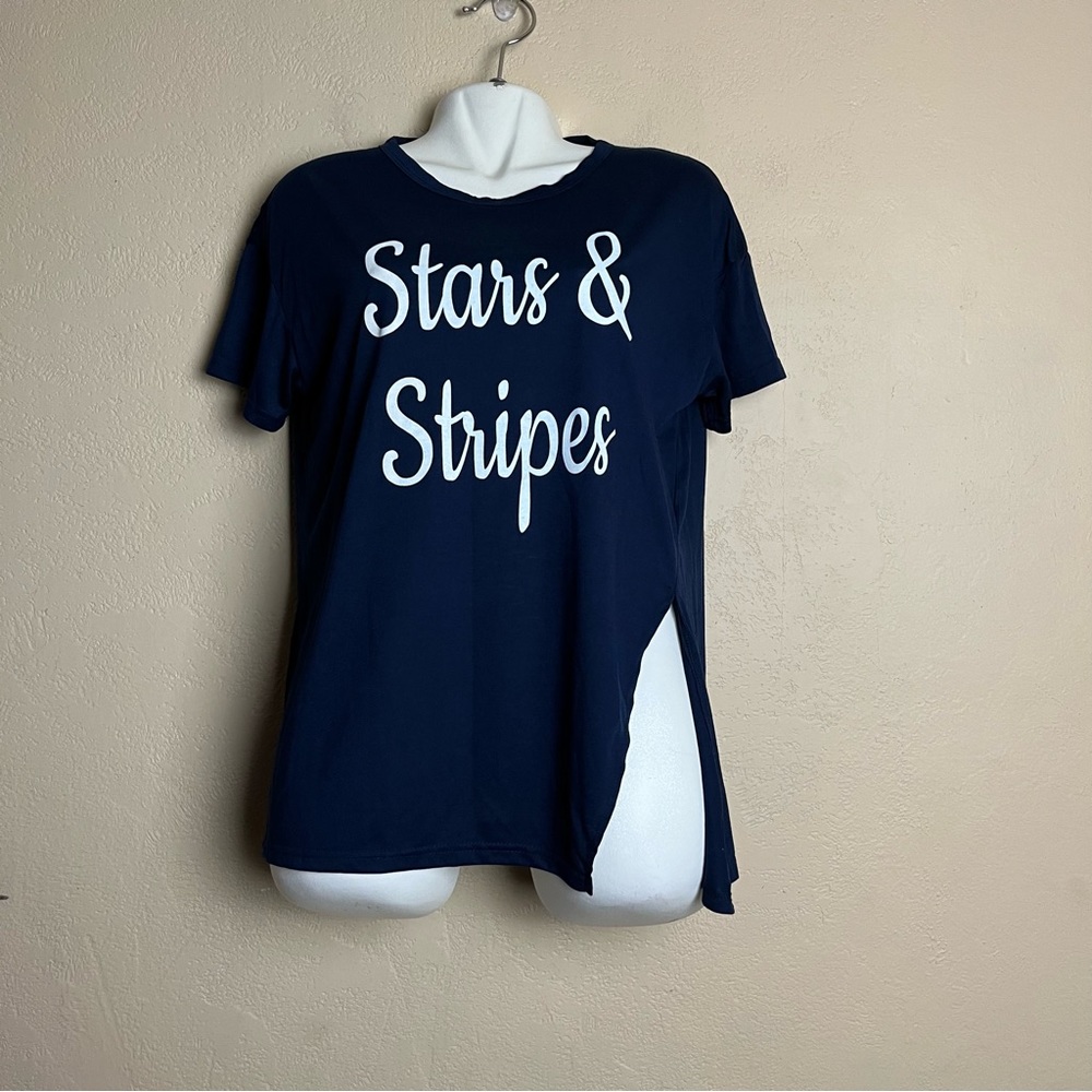 5/$25 Jordann women short sleeve classic comfort navy blue top size‎ M